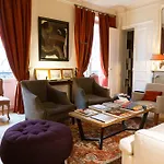 شقة Bright And Luxurious In The Heart Of *