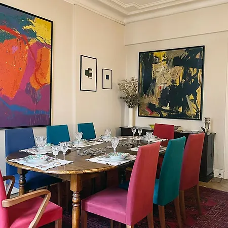Apartment Bright And Luxurious In The Heart Of Paris