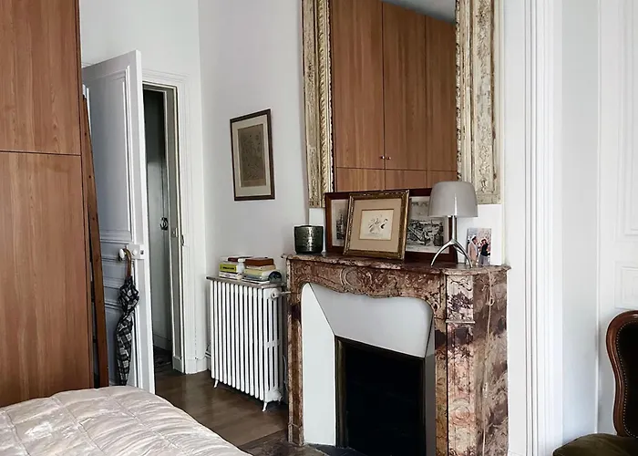 Bright And Luxurious In The Heart Of Paris